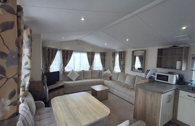3-bed Caravan - Sleeps 8 - Pool - Foto 8