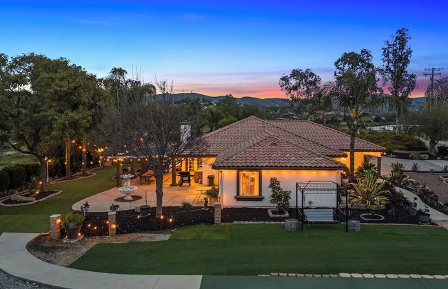 Breathtaking Meadows by Avantstay Temecula Group Retreat Pool, Pickleball, Firepit, Hot Tub - Foto 44