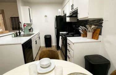 Downtown SA Cozy & Central 2 BR Apt - Foto 12