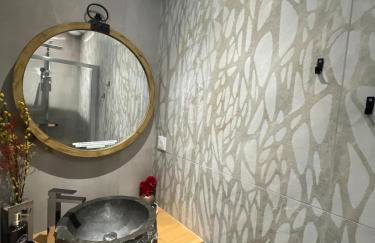cocoon romantique avec jacuzzi proche plage - Photo 13