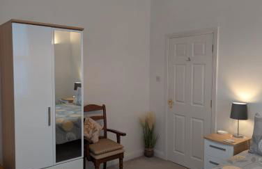SWANAGE WELL PRESENTED 2 BEDROOM APARTMENT CLOSE to BEACH - Photo 16