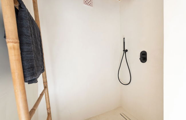 Le Petit Paradis in Biniagual - Photo 20