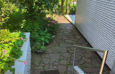 Komplette Wohnung, ruhig gelegen - Foto 3