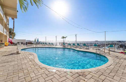 Beso del Sol Resort in Dunedin - Perfect Location & Relaxation! - Photo 20