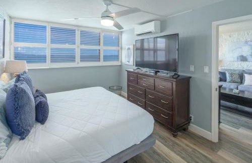 Direct Oceanfront—Fully remodeled—Sleeps 6 - Foto 12