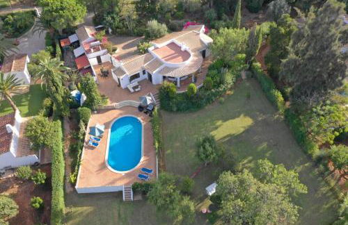 Villa Sol e Mar Private pool & jacuzzi - Photo 40