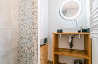 Confort et modernité au cœur de l'Aubrac - Photo 13