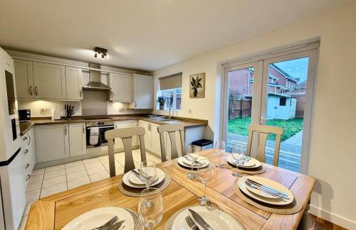 4 Bed - Parking - Fast WiFi - Desk - M6 M61 links - Pets - Foto 4