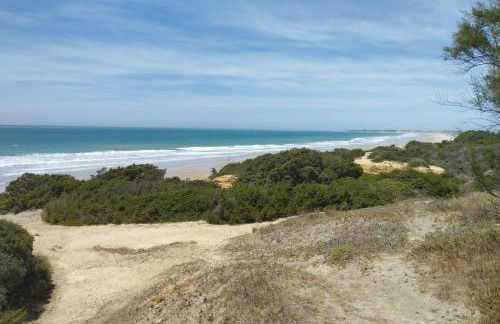 En la zona más tranquila del Novo Sancti Petri - Foto 44
