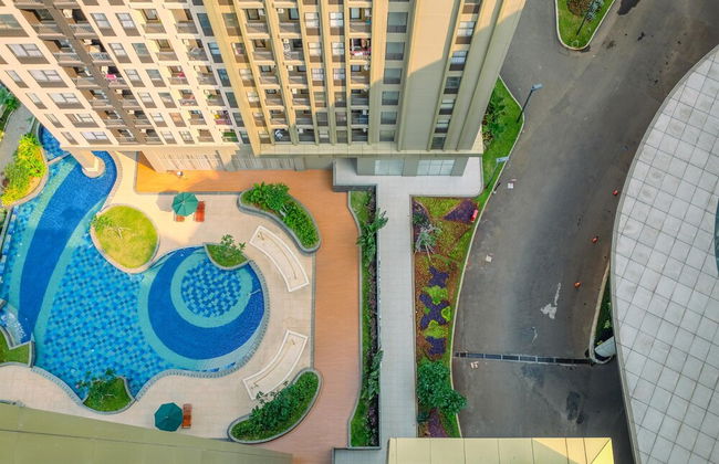 Cozy Living And Homey Studio Transpark Cibubur Apartment - Foto 25