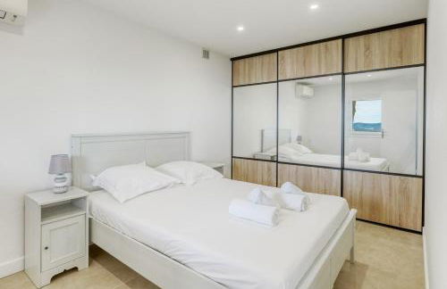 Bright apartment with terrace and sea view Le Lavandou - Foto 14