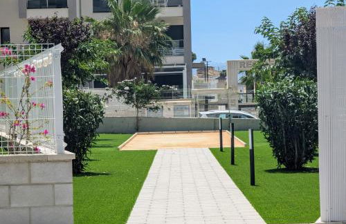 Poolside 2BR apartment Villamartin - Foto 39