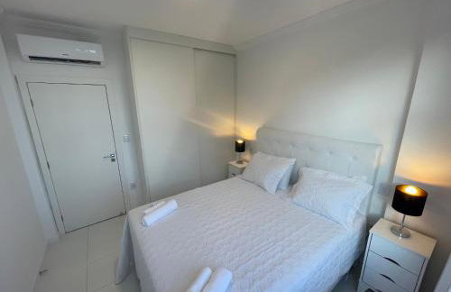 SALVADOR 3 QUARTOS ONDINA FRENTE A PRAIA - Foto 14