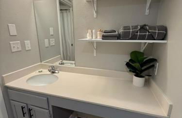 Central to Zoo and Baxter Arena, Pet Friendly - Foto 12