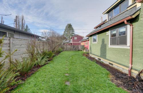 Bright Bellingham Home with Fire Pit 1 Mi to Beach! - Foto 32