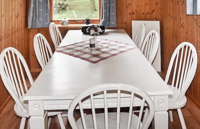 8 Person Holiday Home in Finnas - Foto 27