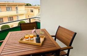 109 - Beachside Renovated 1BR apt 5 min from Beach - Photo 5