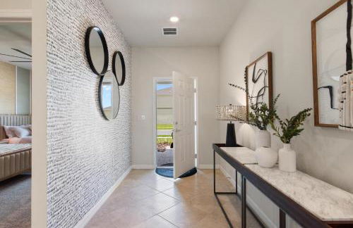 10 BR Home, Themed Rooms, Private Pool, in New Windsor Cay Resort - Foto 11