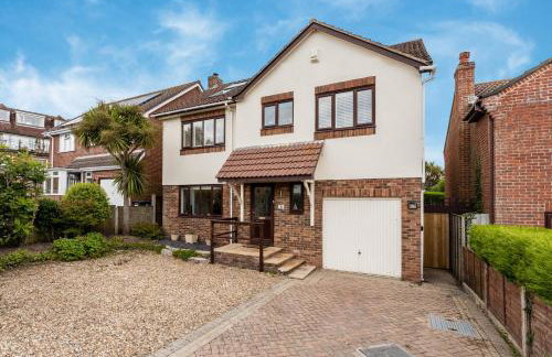 Spacious Seaside Home in Peaceful Coastal Setting - 5 Minutes Walk to the Beach - Foto 1