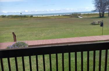 Oscoda Lake Huron Retreat Huron Sands Condo Bldg 2 - Foto 10