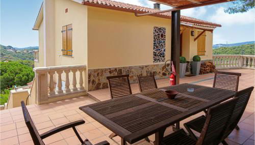 Nice Home In Sant Cebria De Vallalt - Foto 2