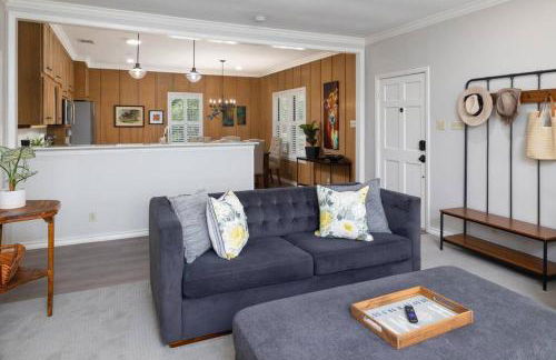 NEW! Dragonfly at Firefly Grove w/ River Access - Foto 12