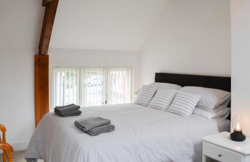 Fair Maid - Photo 15