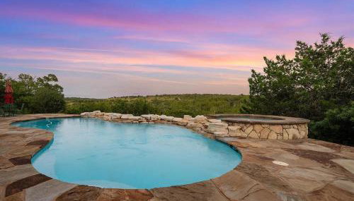 Hilltop Saltwater Pool and Hot Tub - Foto 5