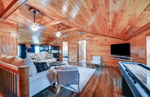 Private Hot Tub, Arcade Game Bee Spring Cabin - Foto 15