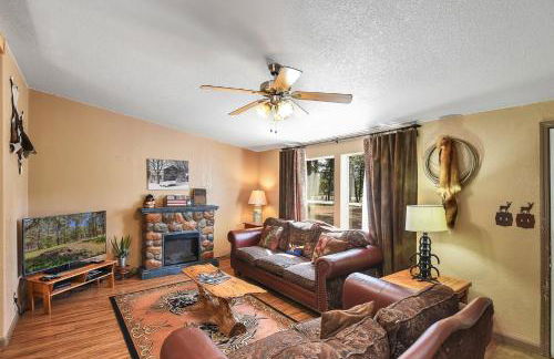 Gorgeous Historic 3 BR Log Cabin w Forest Views 20 Minutes from Flagstaff Now with Wi-Fi - Foto 6