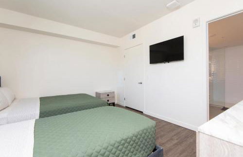 Snazzy 3BR Apt Hollywood with Pool & Spa - Foto 15