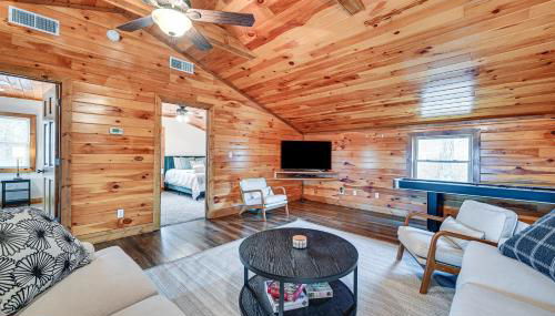 Private Hot Tub, Arcade Game Bee Spring Cabin - Foto 2