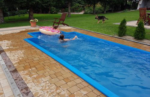 Cudowny Zakątek z Ogrodem i Basenem - Foto 10