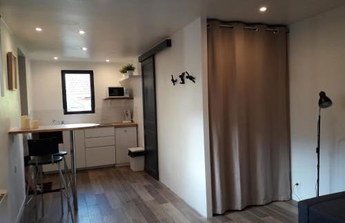 Studio avec jardin et stationnement gratuit à Rouen - Photo 2