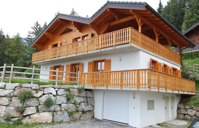 Chalet in Alps Near Ski Lift and Sauna - Photo 24