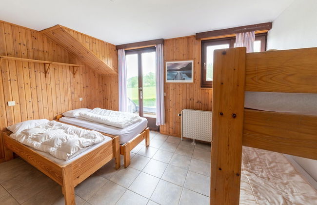 Villa in Ardennes With Sauna and Jacuzzi - Photo 2