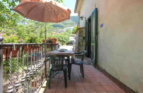 Nice Apartment In Serramezzana With Wifi - Photo 9