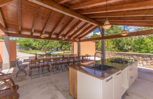 Villa Giovanna, a charming Villa with pool in a beautiful landscaped garden - Foto 19