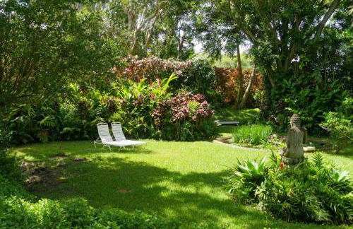 Waterfall House with Ocean Views in Haiku, Maui - Photo 24