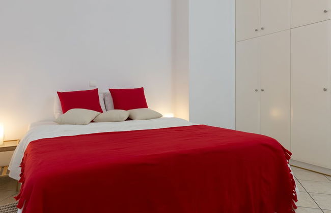 290m² Villa with Pool close to the Airport - Foto 2