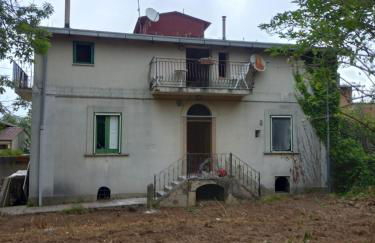 CALABRIA COLLINA DI SCILLA CASALE OSTELLO1800 SELF SERVICE GIARDINO STANZE E APPARTAMENTI PER FAMIGLIE COPPIE E SINGLE Melia Pzza S Gaetano 16 - Foto 4