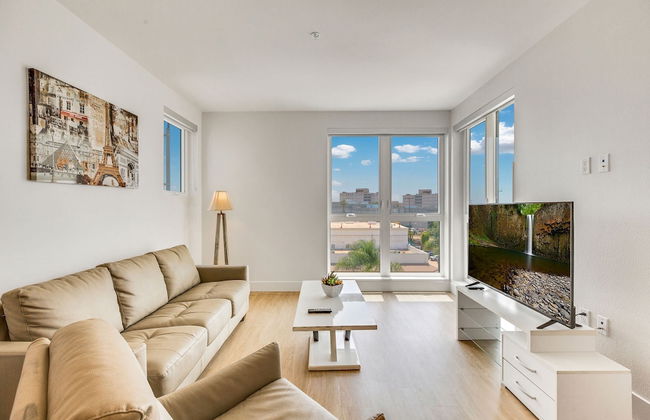 Stylish 2BR Near Dodgers Stadium by Oneluxstay - Foto 18