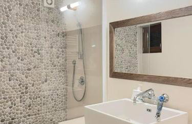 Leśny dom z basenem w okolicy Zegrza - Foto 46