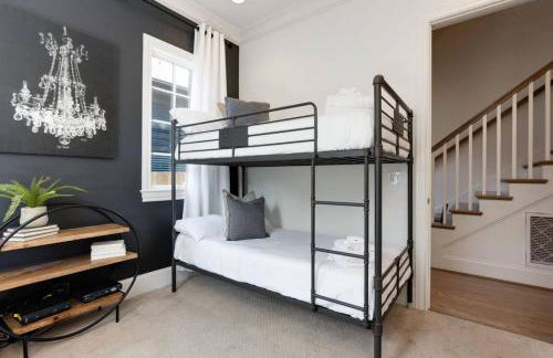 Downtown Luxury Large Townhome Lots Of Beds - Foto 27