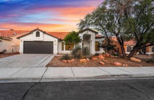 Luxury Vegas Escape,Pool, Playroom & Mtn Views - Foto 42