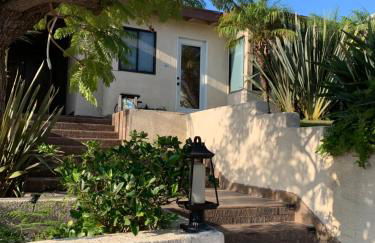 UCLA Thurston - Foto 1