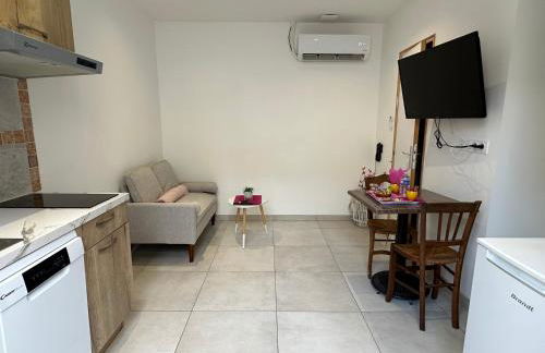 Chez Camille & Emma - Climatisé - Foto 12