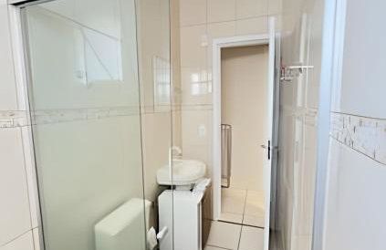 Apto mobiliado e bem localizado! - Foto 8