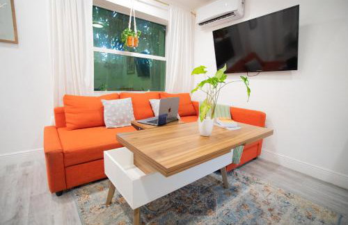 Cozy Tiny Home - Hidden Gem! - Foto 2