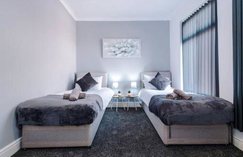 Modern & Cozy 3BR House - Sleeps 8 - Foto 11